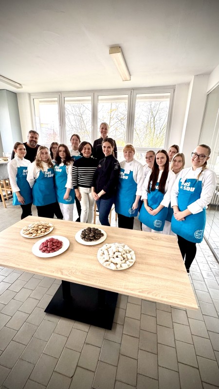 Vánoční cukroví s Helenou Fléglovou